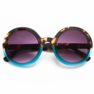 ❤️NWT  Italian Sunglasses. In a box